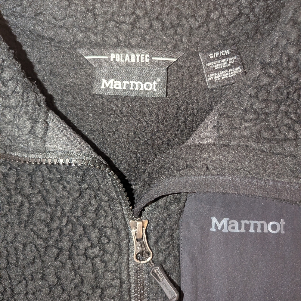 Women's Marmot Wiley Polartec Black Fleece Jacket - Picture 2 of 5